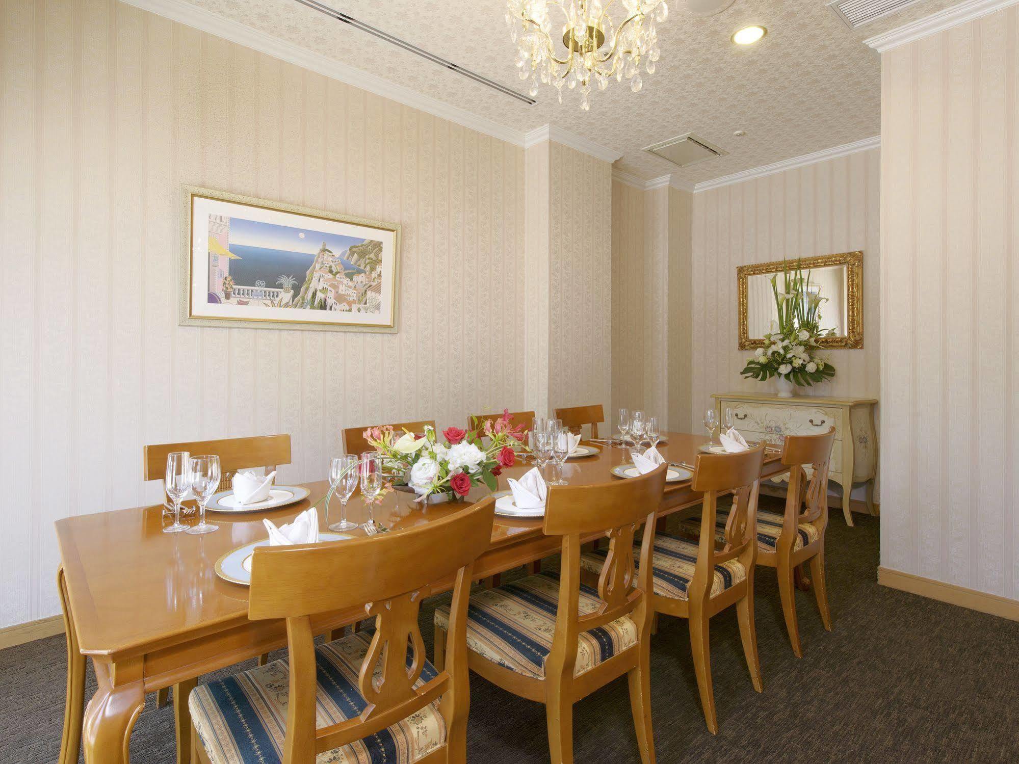 Hotel Crown Palais Aomori Exterior photo